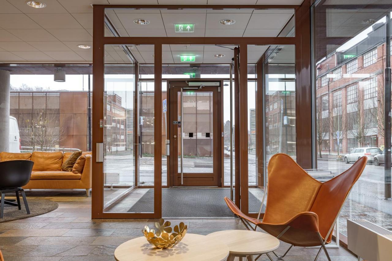 Boo Boo Living Aparthotel Kottla Exteriör bild